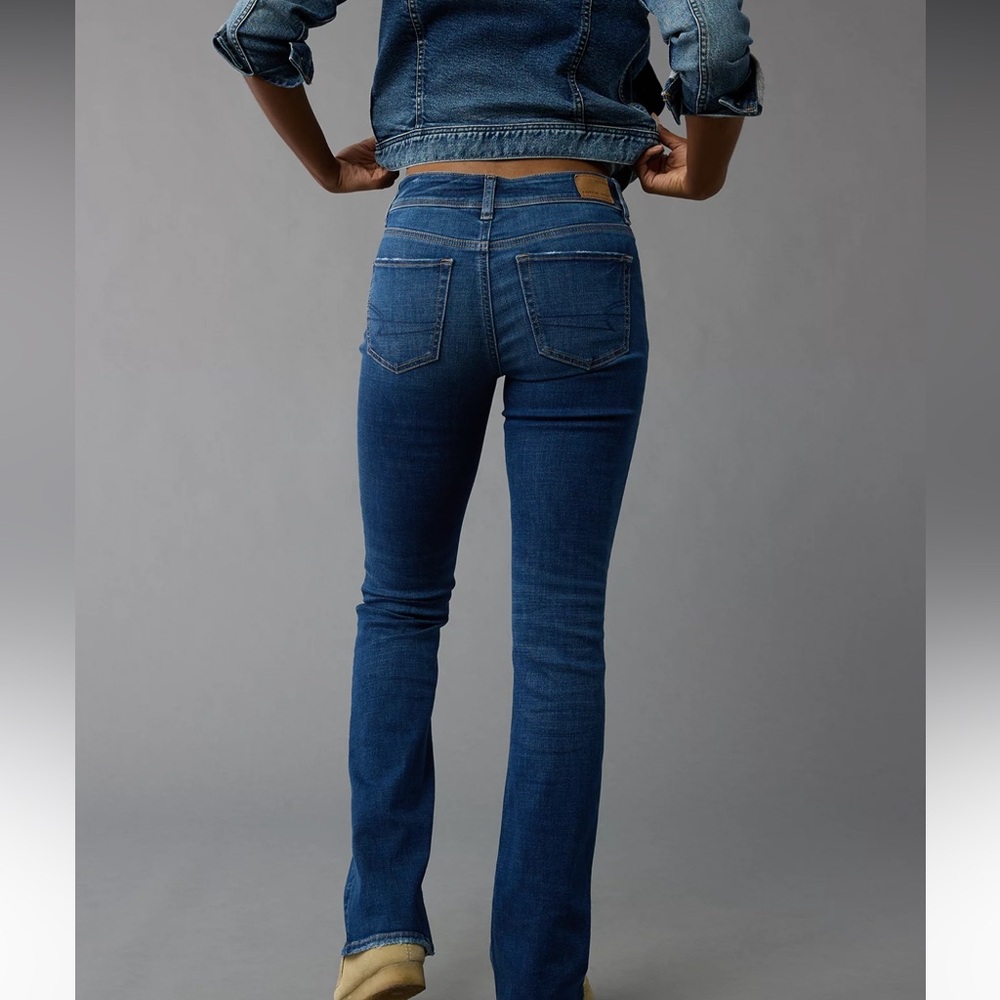 American Eagle- dark wash denim jeans size 2
